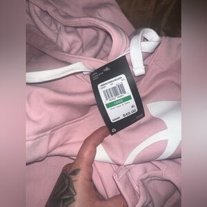 Lrg under armour, new with tags, never worn